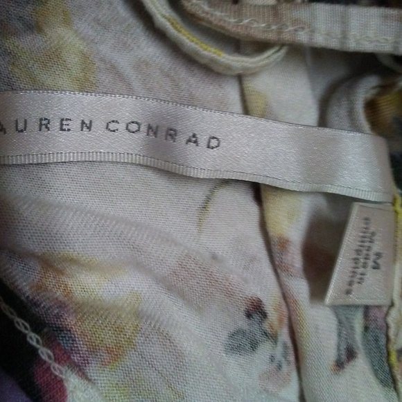 Lauren Conrad Floral Tank - Picture 5 of 7